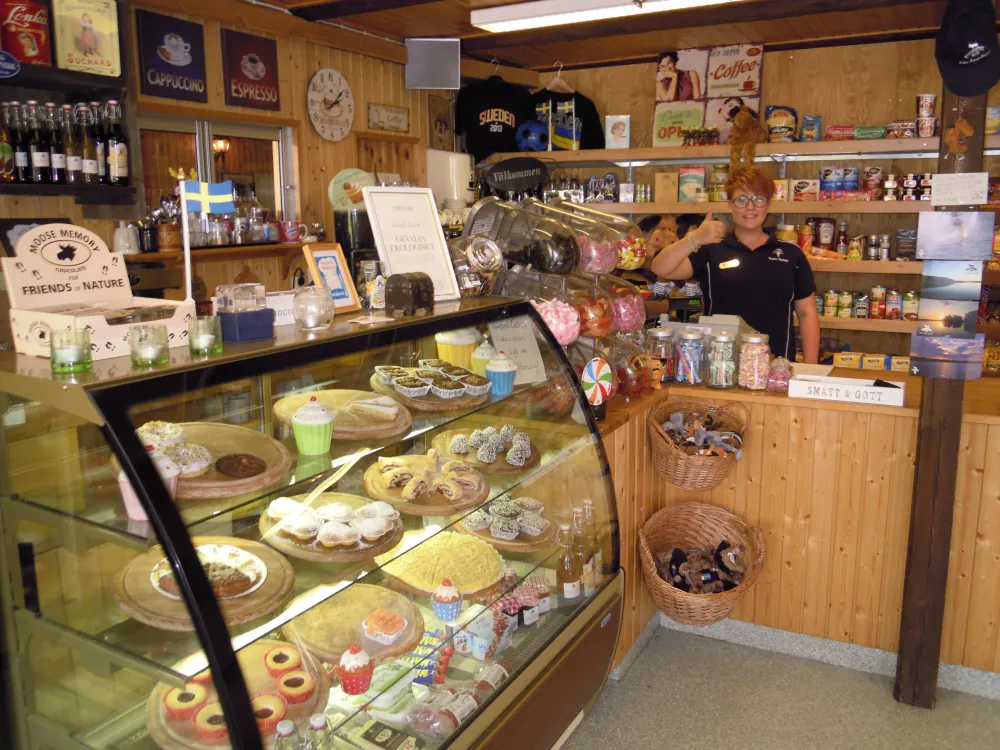 Lantcafé Getnö gård.JPG