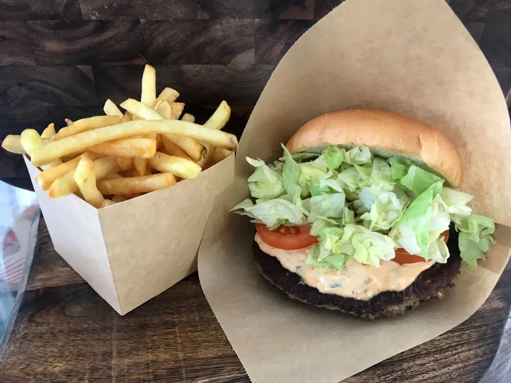 Schnellimbiss auf dem Börjesplatz