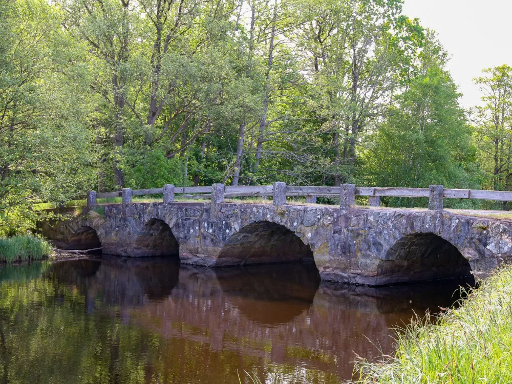 Stenbron över Aggaån
